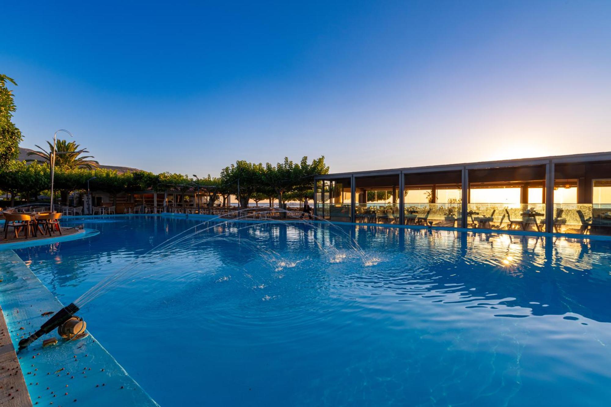 Corissia Beach Hotel Georgioupoli Bagian luar foto